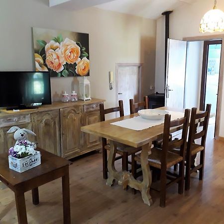 Agriturismo San Giacomo ปีติญาโน ภายนอก รูปภาพ