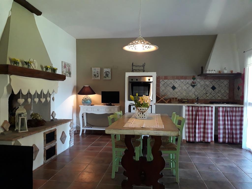 Agriturismo San Giacomo ปีติญาโน ภายนอก รูปภาพ